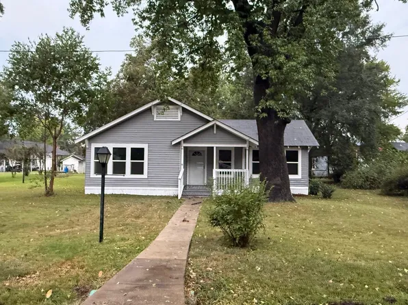 307 N Horner St, Oak Grove, LA 71263