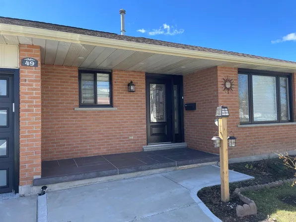 49 Shaftsbury Dr, Kitchener, ON N2A 2W5