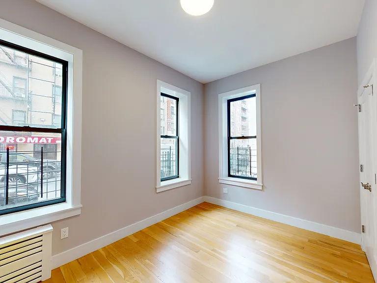 1061 Saint Nicholas Ave #4 — Photo 12