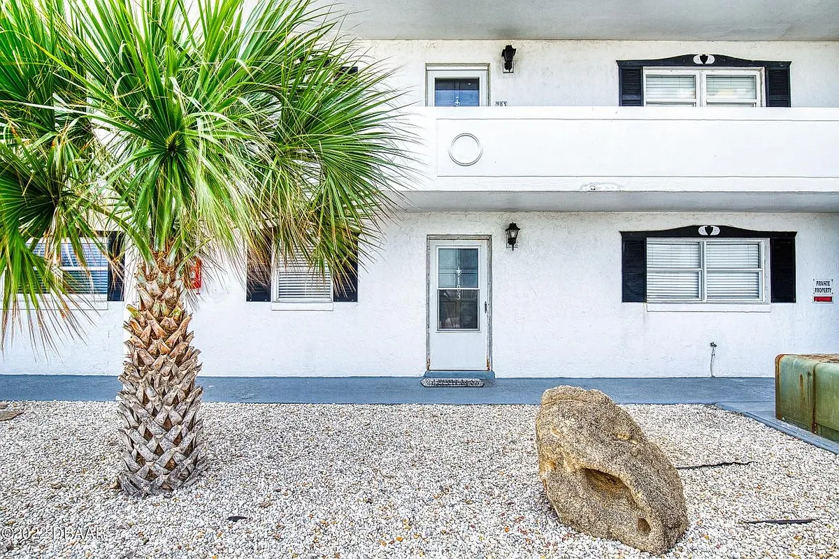 Front view - 1926-103 Ocean Shore Blvd #103