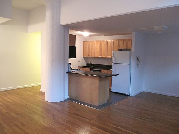 living/dining/kitchen/hallwa