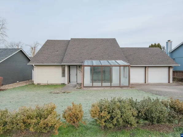 1535 Rock Ledge Dr NE, Keizer, OR 97303