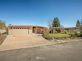608 171st Pl NE, Bellevue, WA