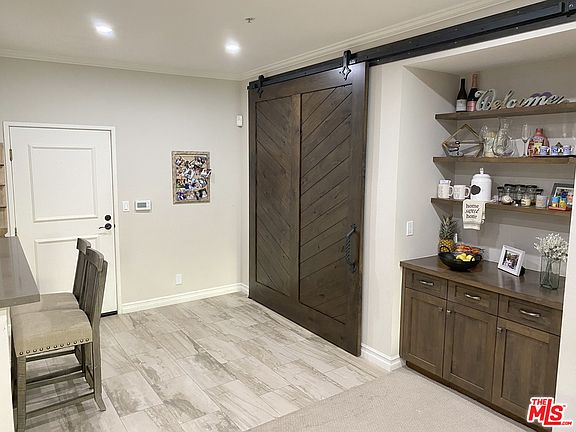 3rd image of 3947 Carpenter Ave Unit 305