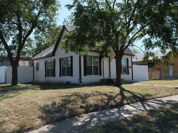 901 Tennessee St, Graham, TX 76450