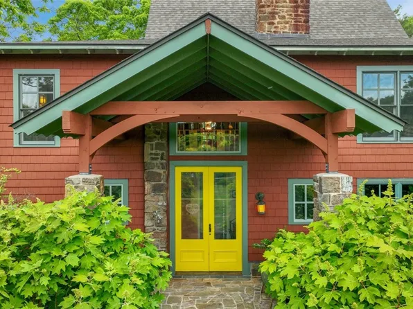 21701 Mount Gaylor Pt, Winslow, AR 72959