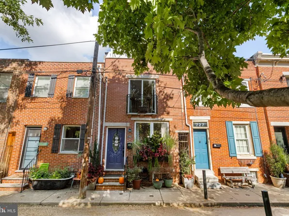 729 Sears St, Philadelphia, PA 19147