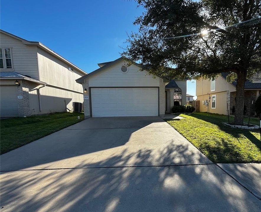 1st image of 4608 Causeway Ct