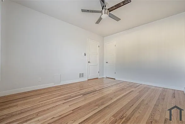 4320 Santa Rosalia Dr #B — Photo 9