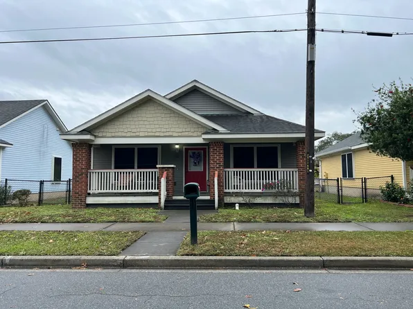 2131 Elgin St, Savannah, GA 31404
