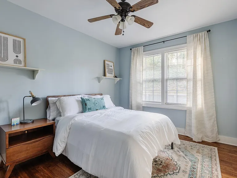 110 Brookside Cir — Photo 12