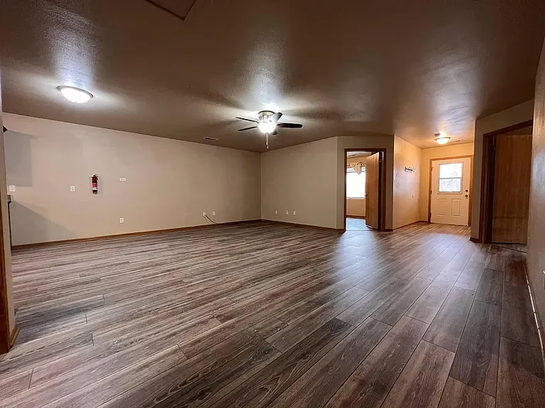 1010 Grove St — Photo 10