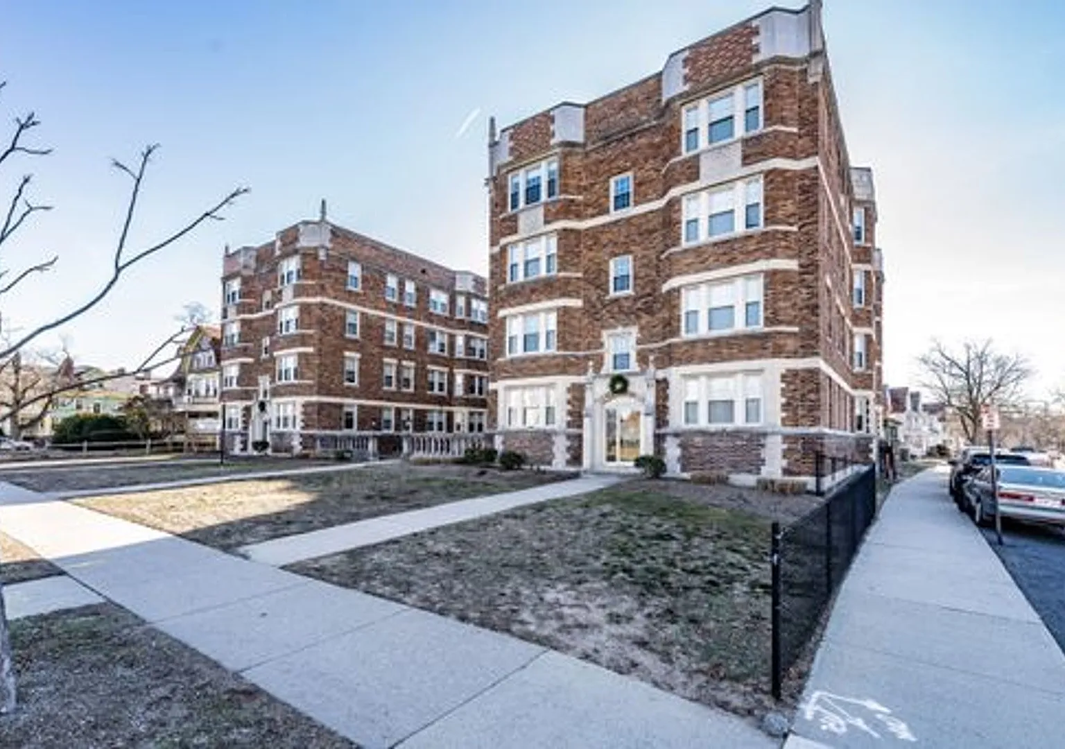 Beechwood Apartments — Photo 1