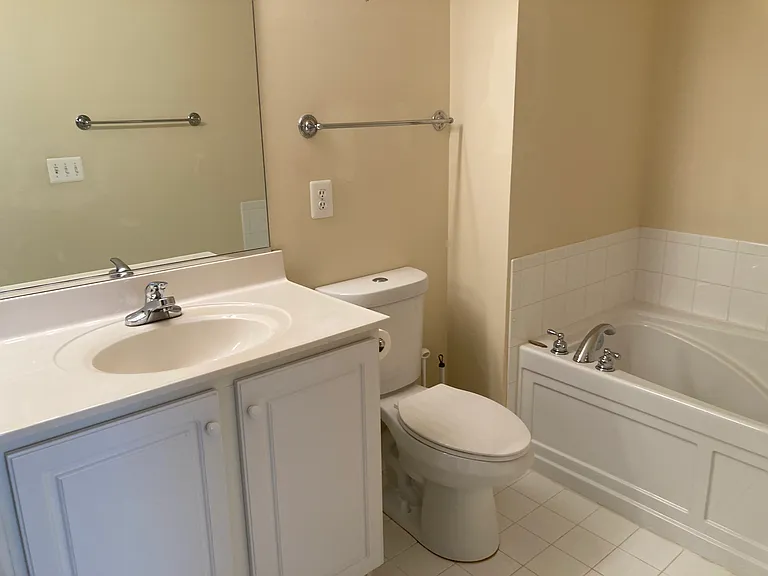 9407 Blackwell Rd #101 — Photo 16