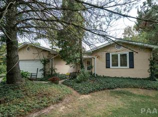 8100 W Tuscarora Rd, Mapleton, IL 61547