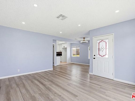 5th image of 8410 Cavel St