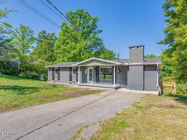 513 W Ridgecrest Dr, Kingston, TN 37763