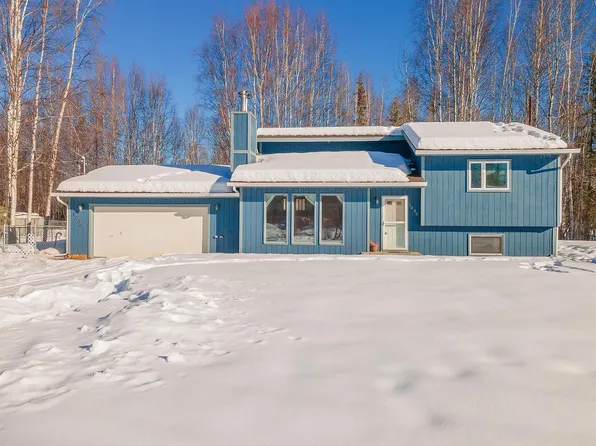 1030 Doyle Dr, North Pole, AK 99705