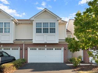 278 S Oak Creek Ln, Romeoville, IL 60446
