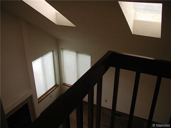4th image of 5487 W 115th Dr