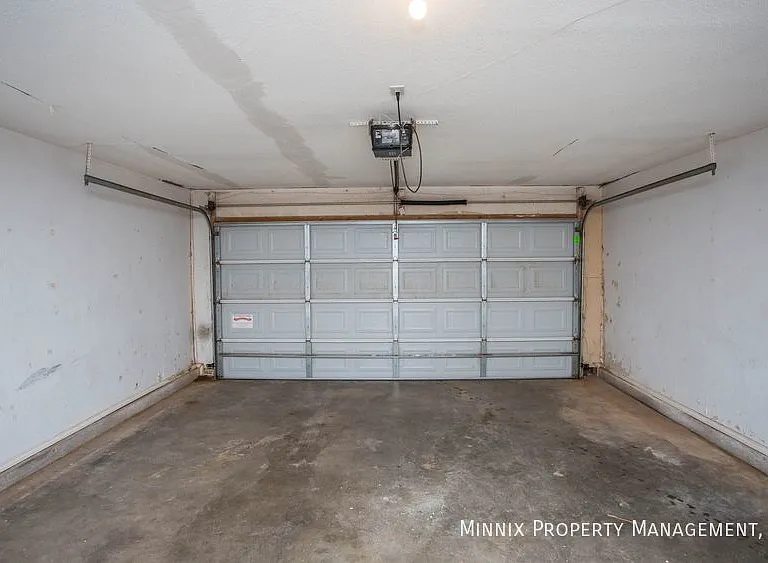 5719 Itasca St — Photo 26