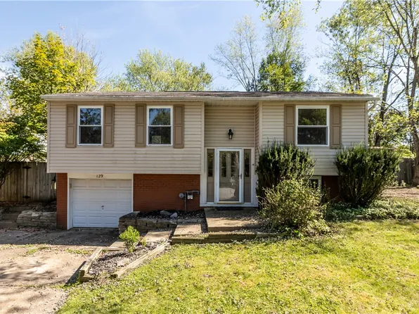 129 Skyline Dr, Pittsburgh, PA 15239