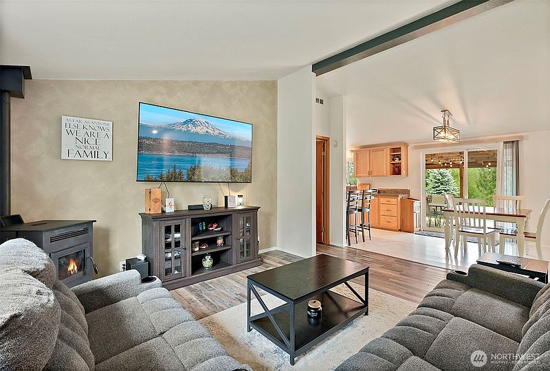 2nd image of 32419 129th Avenue E
