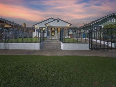 1209 W 51st Pl, Los Angeles, CA, 90037