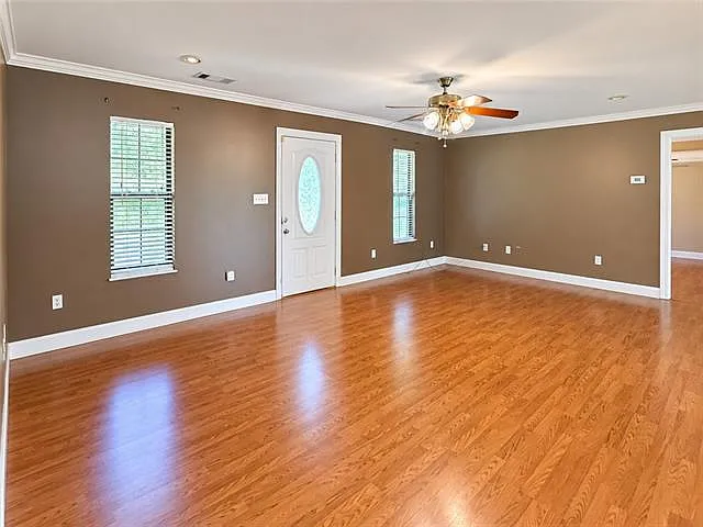 3 bed, 2.0 bath, 1428 sqft, $1,500 — Photo 3