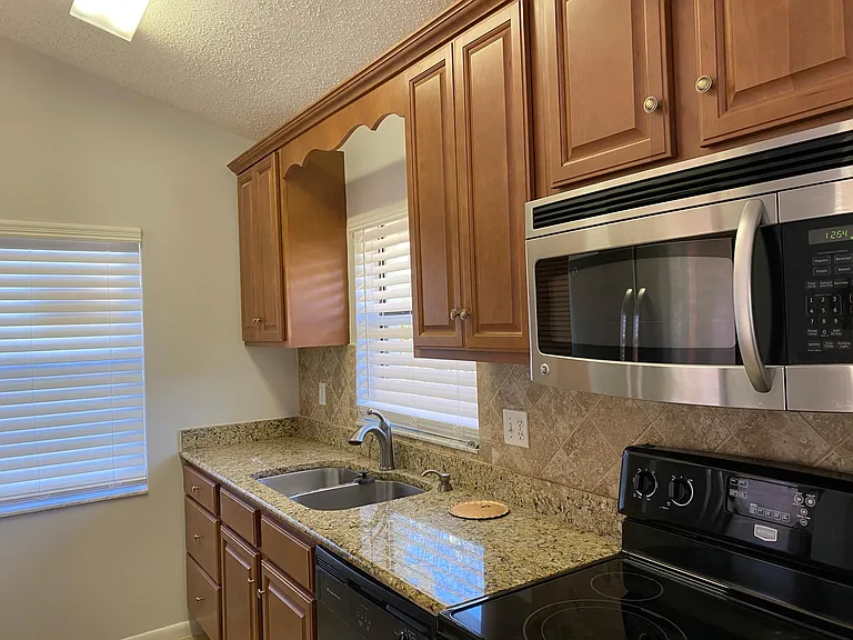31 Pebble Beach Cir — Photo 14