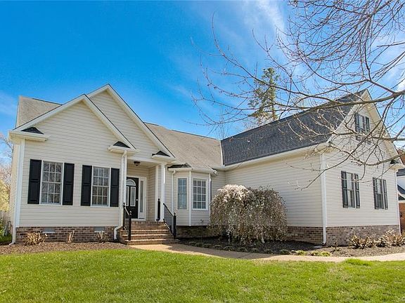 2nd image of 10116 Stags Leap Dr