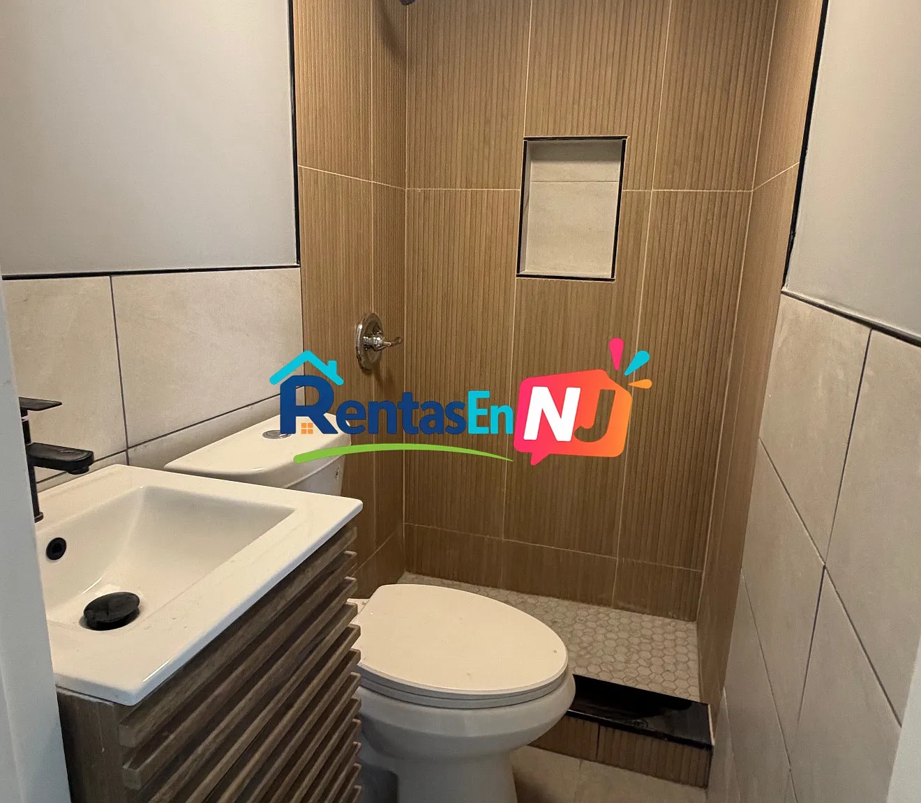 4 bed, 900 sqft, $3,600 — Photo 3
