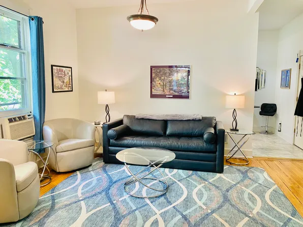 40 Isabel St W #1, Saint Paul, MN 55107