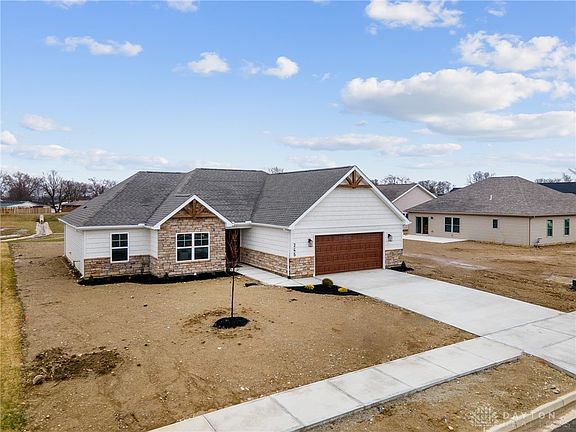 4th image of 265 Fox Harbor Dr