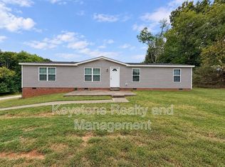 9346 Pembroke Oak Grove Rd, Oak Grove, KY 42262