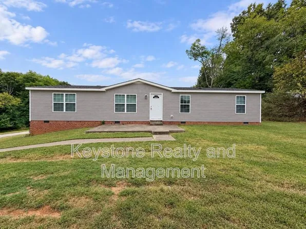 9346 Pembroke Oak Grove Rd, Oak Grove, KY 42262