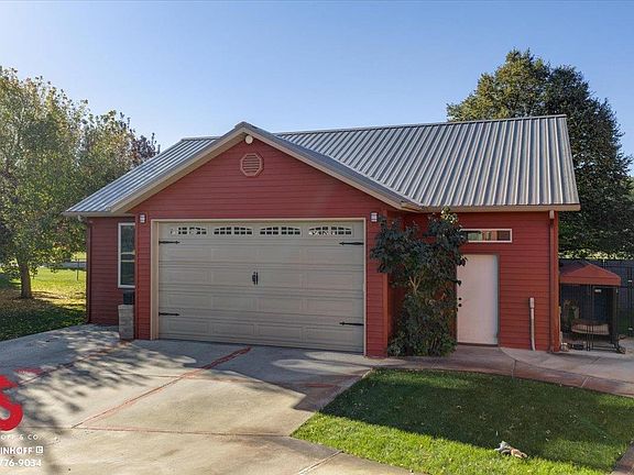 5th image of 7688 Riverside Dr