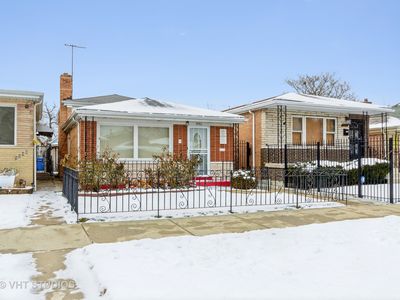9946 S La Salle St, Chicago, IL, 60628