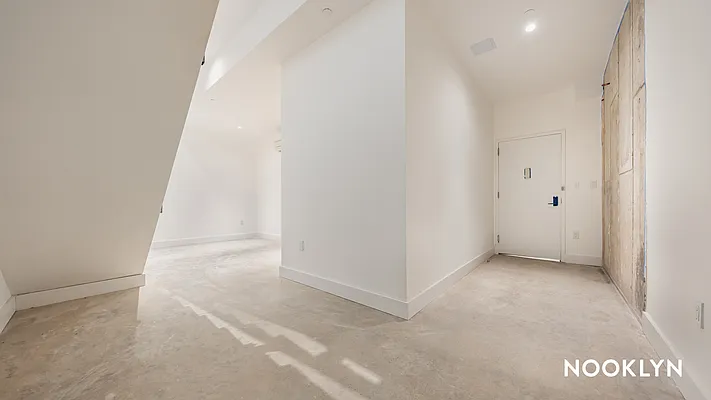 Rented by Nooklyn NYC LLC | media 48