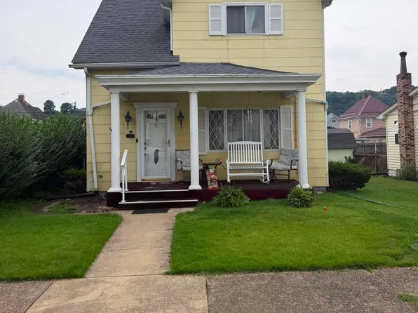 525 Virginia Ave, Chester, WV 26034