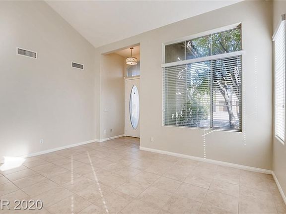 4th image of 3070 Whispering Crest Dr