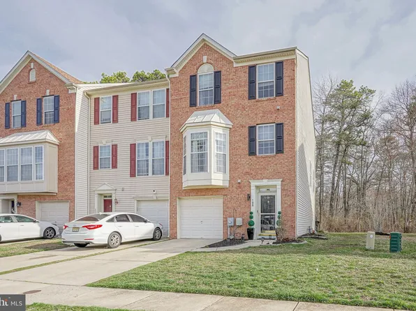 108 Colts Neck Dr, Sicklerville, NJ 08081