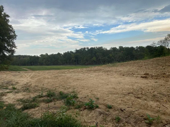 Saint Line Place Rd, West Terre Haute, IN 47885