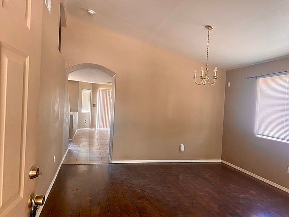 2nd image of 5819 Coyote Peak Pl