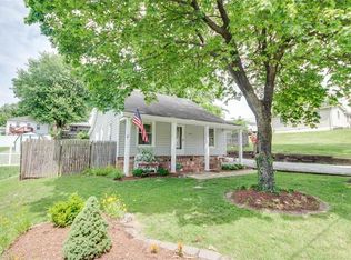 2414 Gillis St, Alton, IL 62002