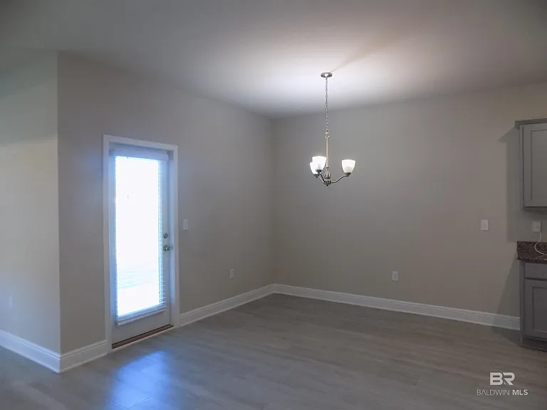 22928 Lieutenant Ave — Photo 6