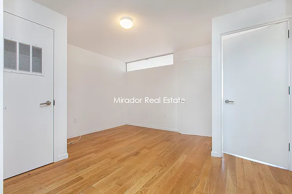 Rented by Mirador Real Estate | media 6