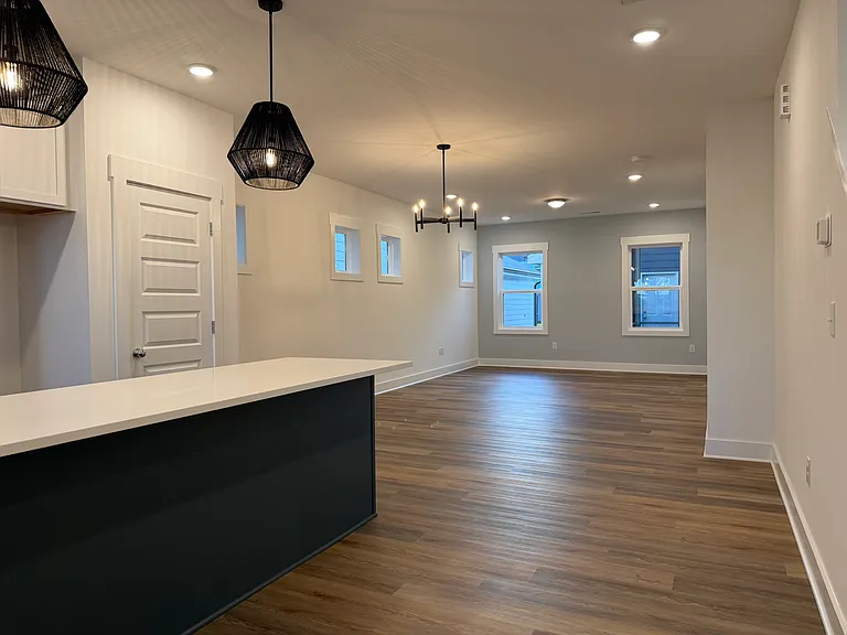350 Cottage Hill Way — Photo 6