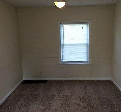 4th image of 2912 Bellwood Ave
