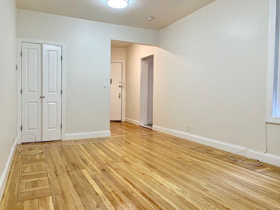 1st image of 222 Seaman Ave APT B6